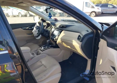 2017 Nissan Rogue Sl z USA, uszkodzony, nr VIN 5N1AT2MV8HC825741